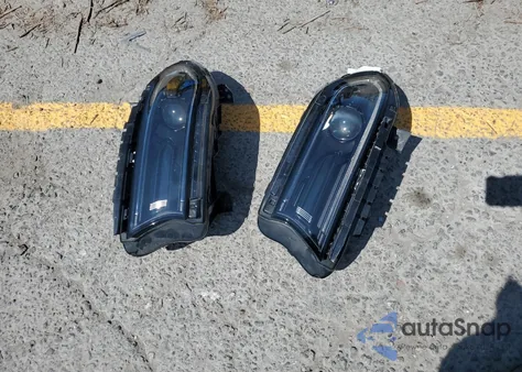 2022 Dodge Charger R/T z USA, uszkodzony, nr VIN 2C3CDXCT8NH106672